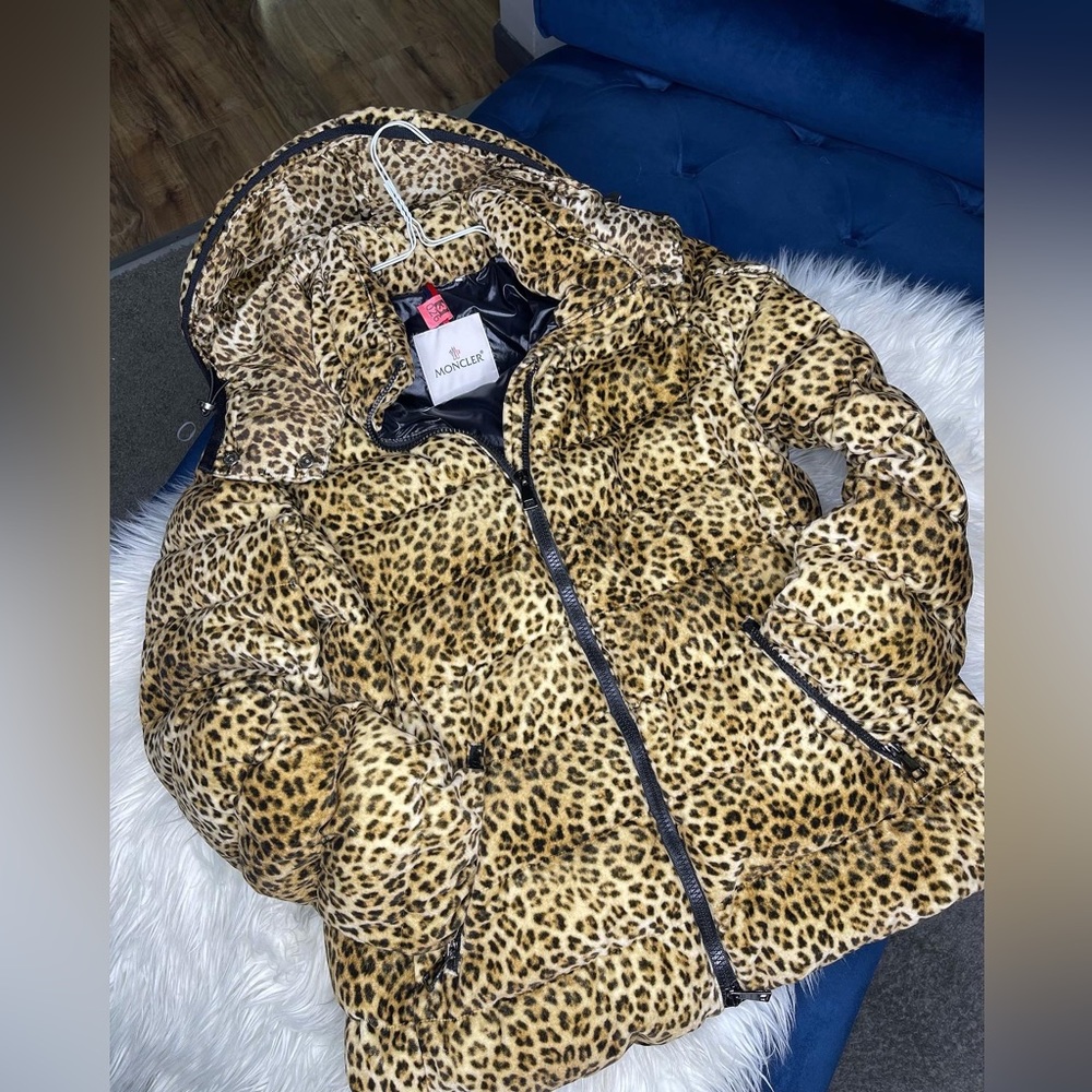 Moncler bubble